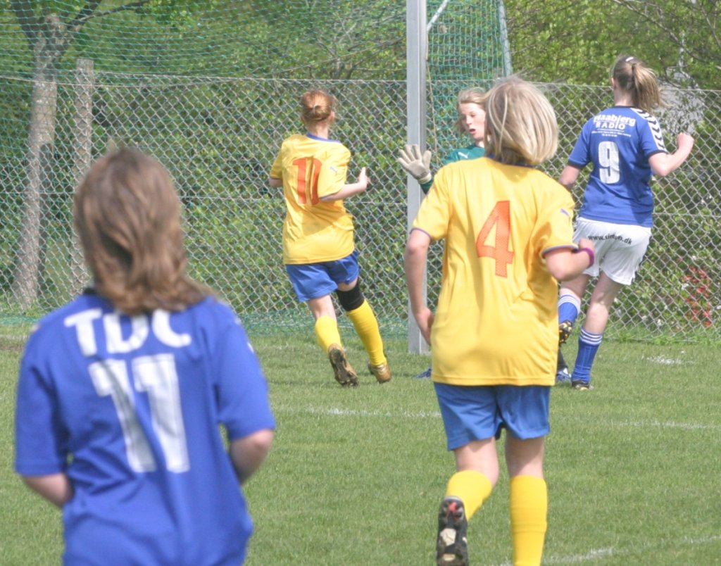 skovbakkenikaiatranbjerg2u13p330921.jpg