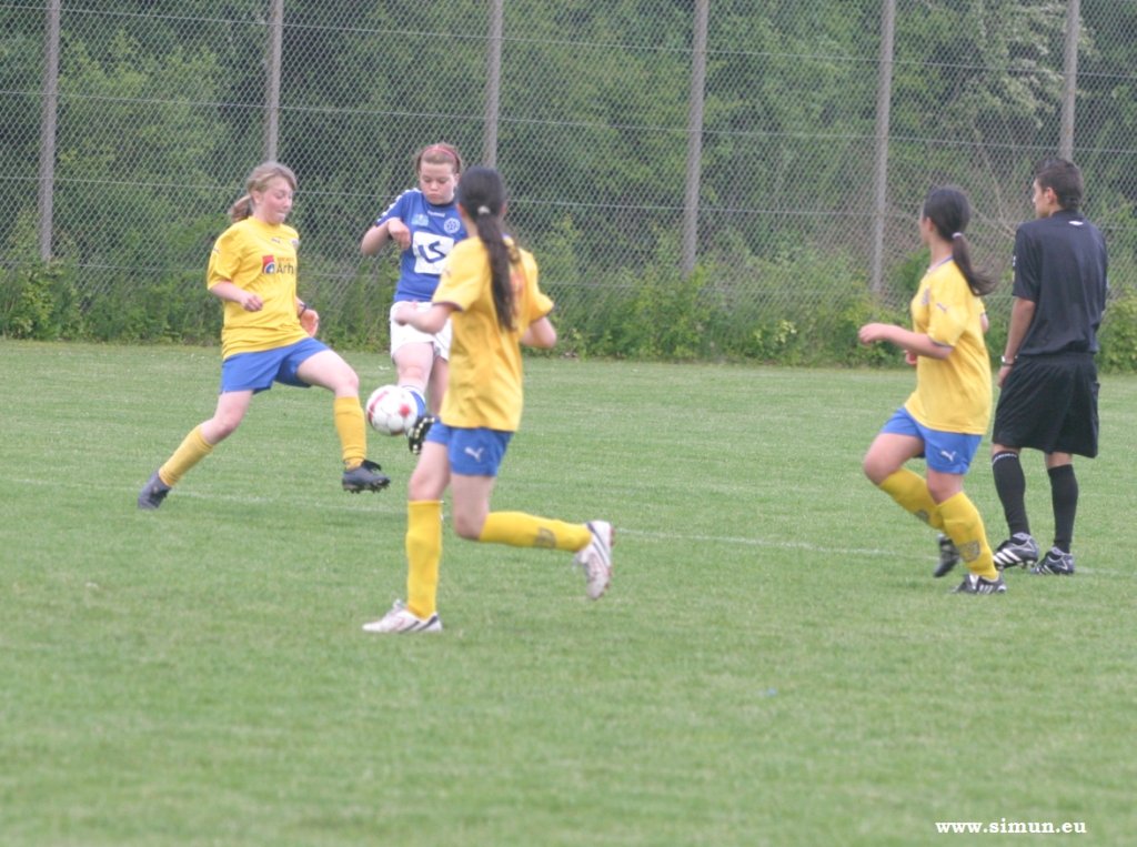 u13pc27aiatranbjergskovbakkenik010912.jpg