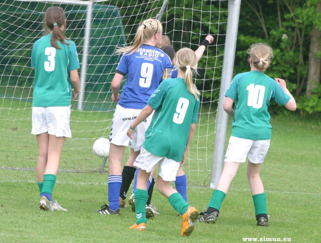 u13pc27stautrupaiatranbjerg210911.jpg