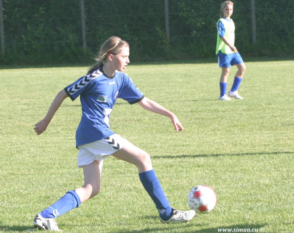 u13pierc27aiatranbjergvirringvitvedui330912.jpg