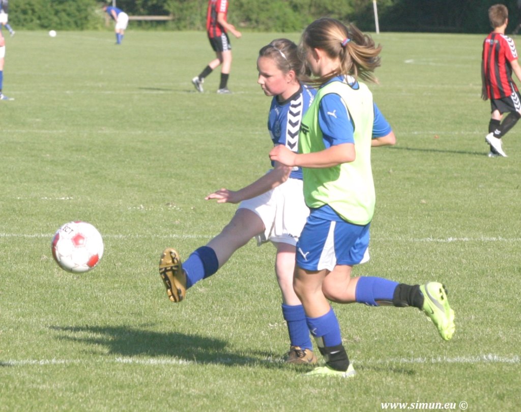 u13pierc27aiatranbjergvirringvitvedui330921.jpg