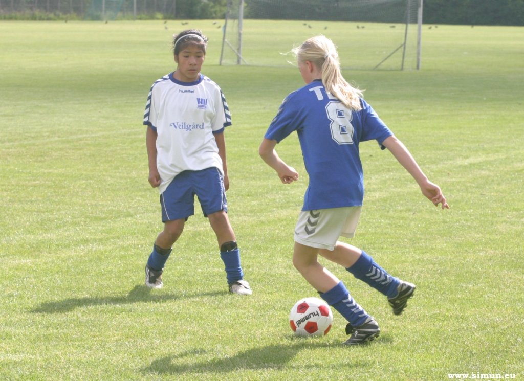 u13pigeraiatranbjergbmi08.jpg