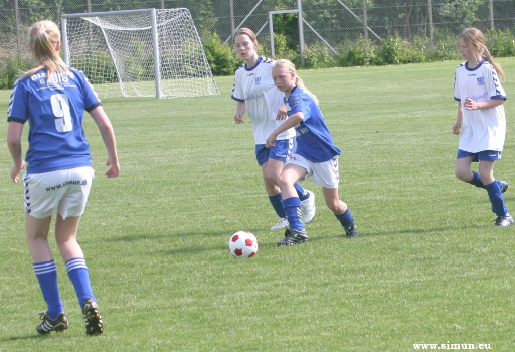 u13pigeraiatranbjergbmi0841.jpg