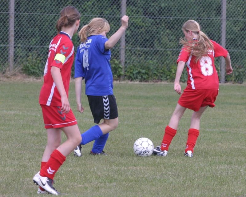 u14pigeraiatranbjergasa081.jpg