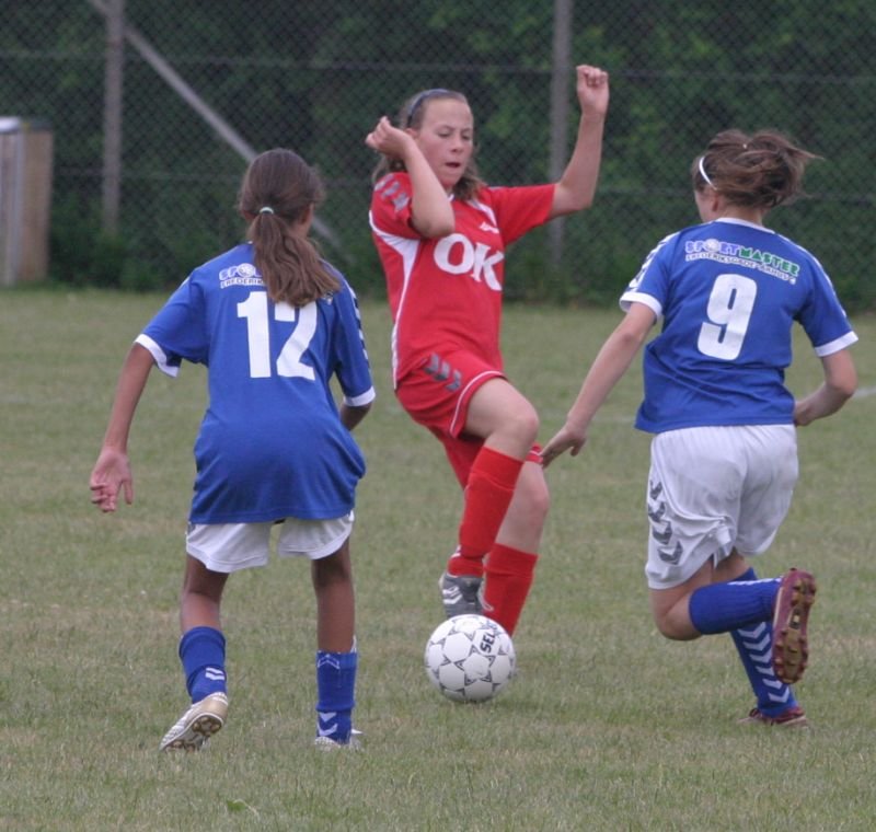u14pigeraiatranbjergasa0816.jpg