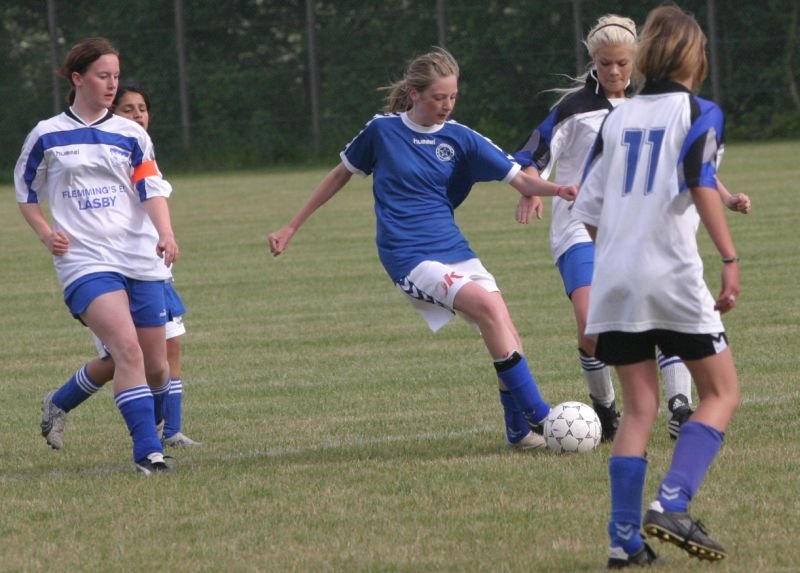 u14piger_aia_tranbjerglsby_b_12_0811.jpg