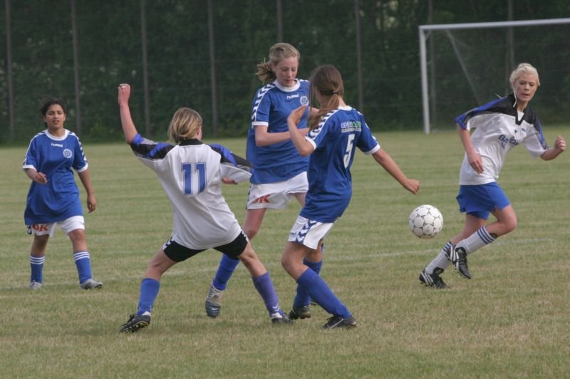 u14piger_aia_tranbjerglsby_b_12_0812.jpg